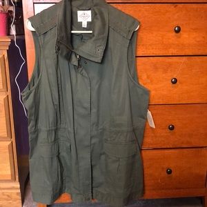 Army Green sleeve cut off